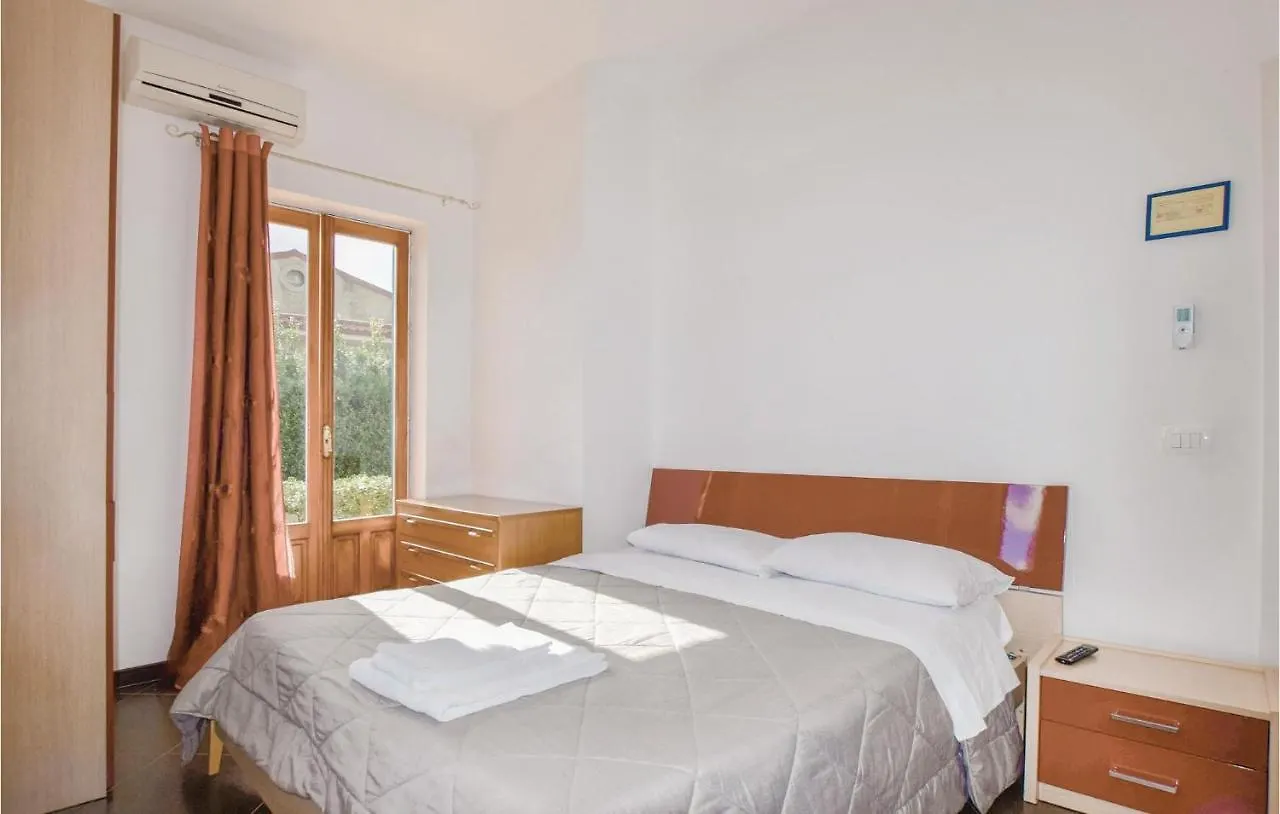 Villa Emma Modica 0*,